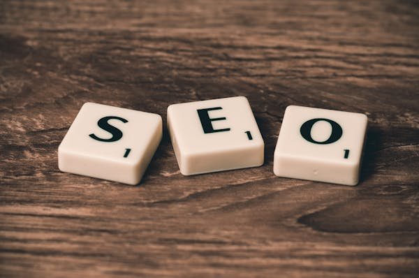 Libérez le potentiel de votre tpe avec un accompagnement mensuel seo